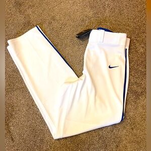 Men’s  NWTs Nike Dri-Fit Athletic Pants Size Medium. White. Nice/clean.NeverWorn